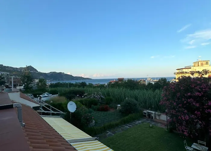 Gio' Naxos * Giardini Naxos