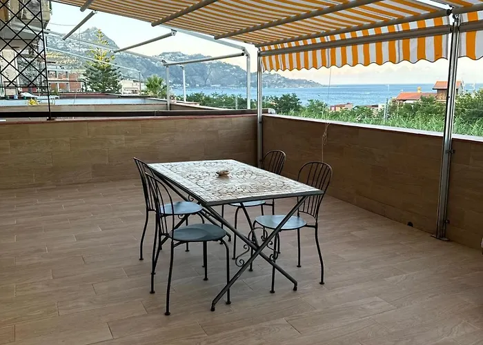 Gio' Naxos * Giardini Naxos